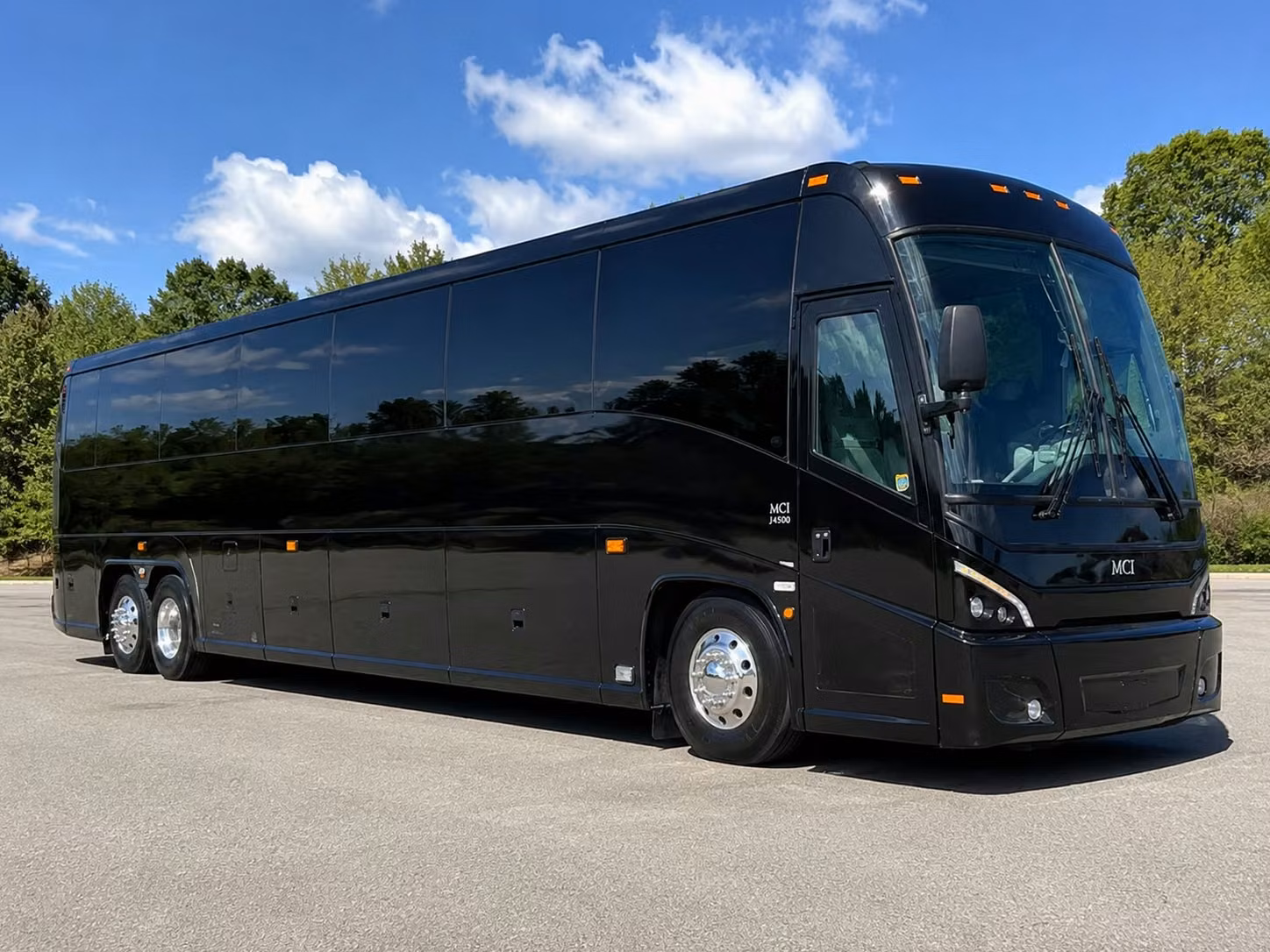 booking charter buses for olathe high school and college campus field trips