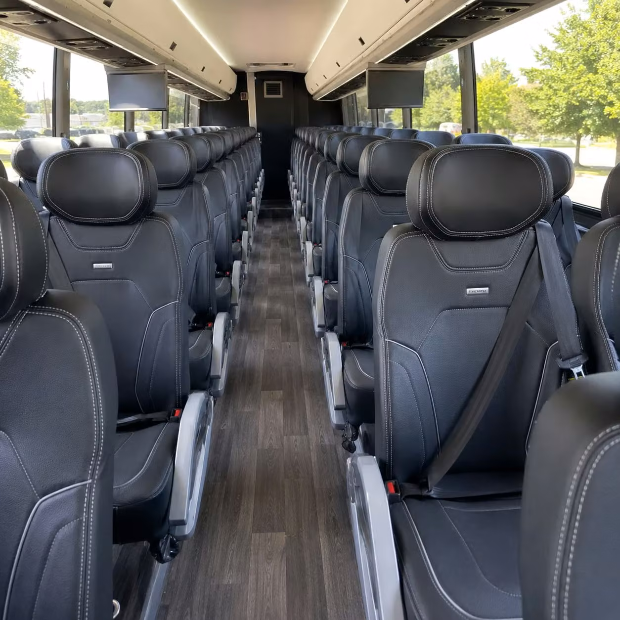 charter bus rentals for youth sports teams and tournaments in olathe