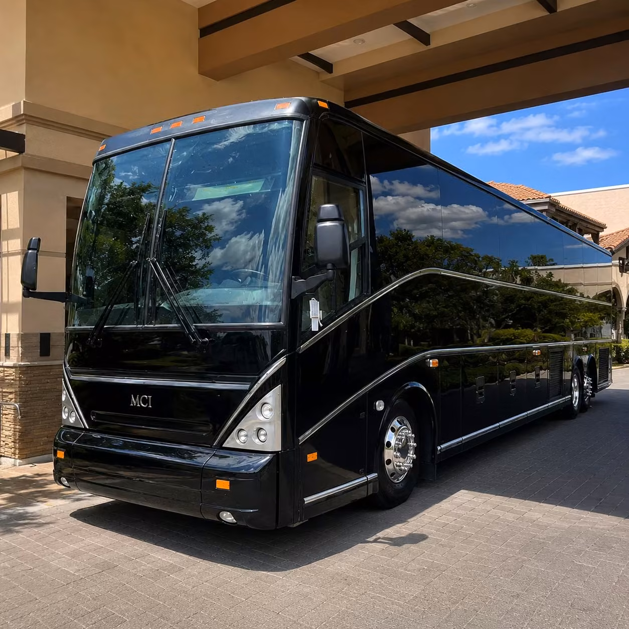 wedding guest shuttle bus rentals in olathe kansas